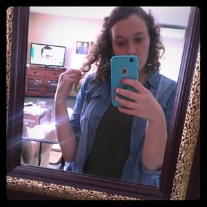 Meet your posher, Haley